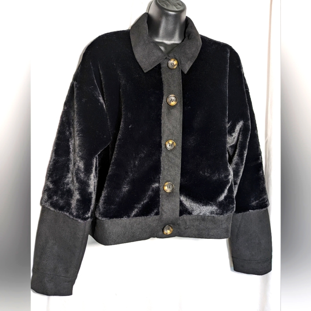 Women's Mystree mixed media black faux‎ fur & suede cropped jacket | Size L